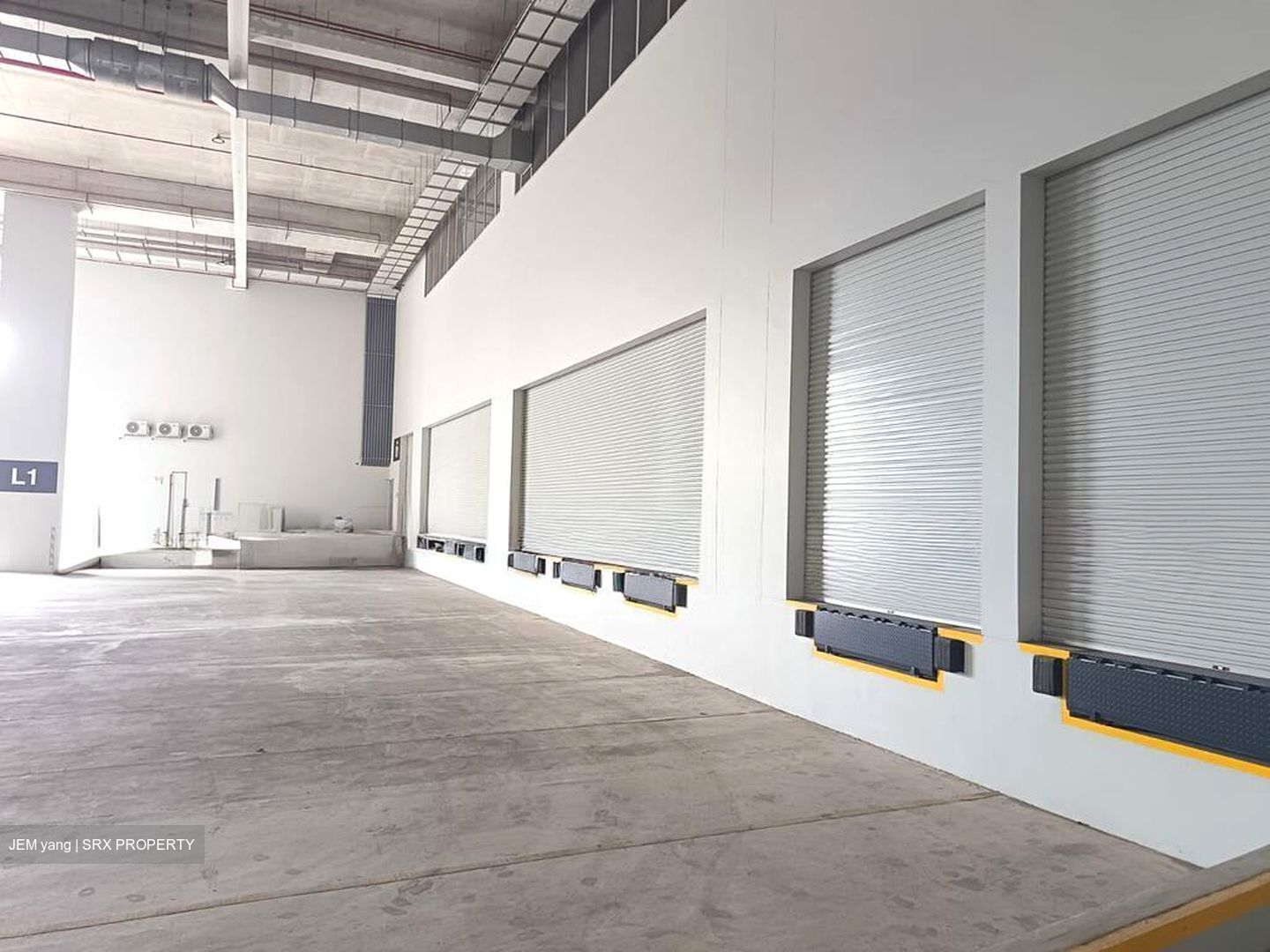 Joo Koon Road (D22), Warehouse #515494291